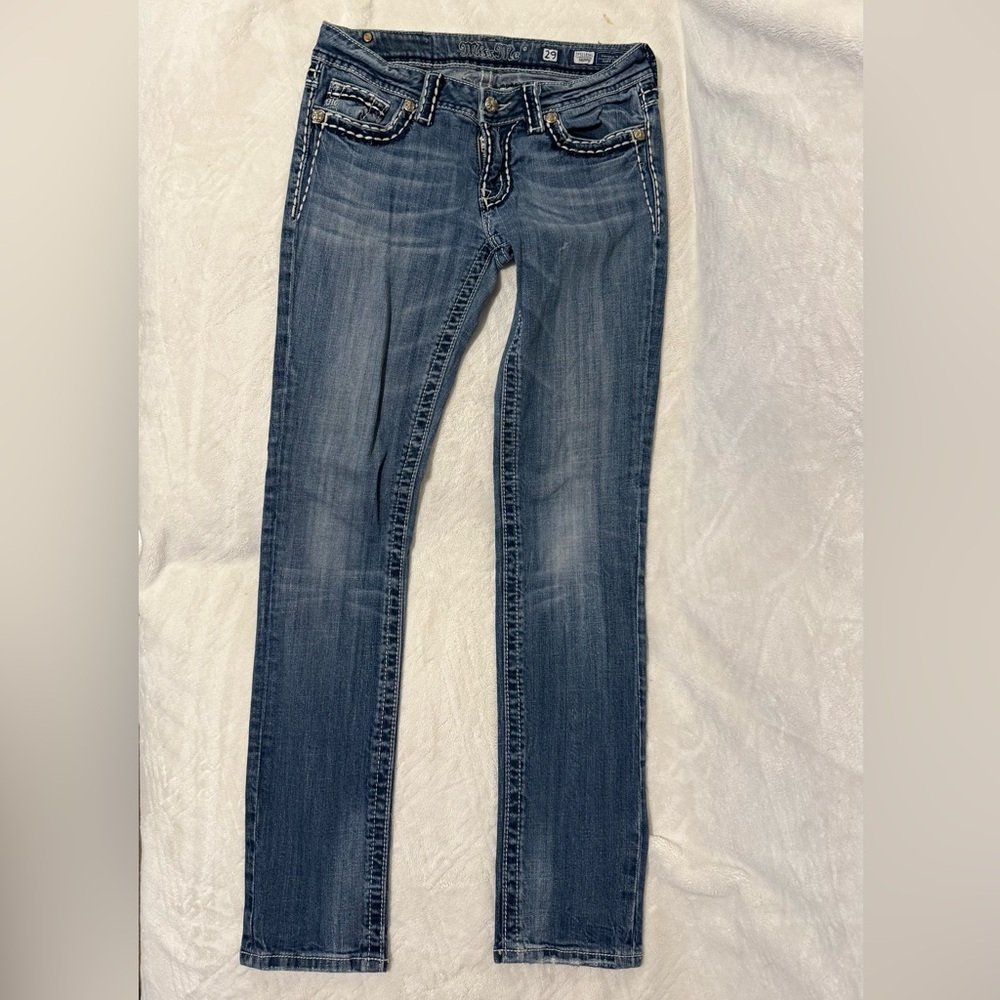 ⚫️⚫️Miss Me Skinny Jeans with Embellished Pocket